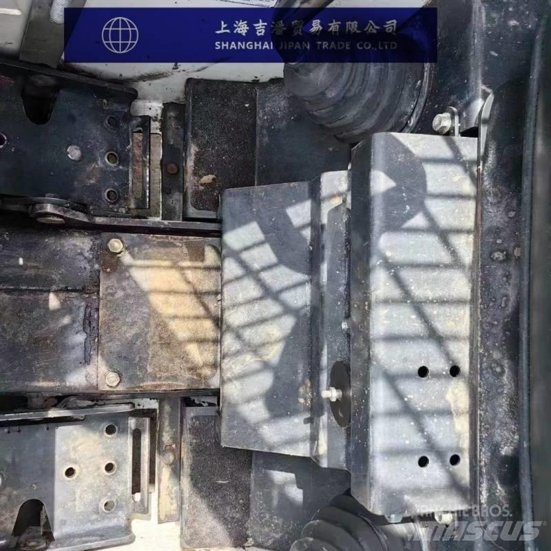 Bobcat s70 滑移轉向裝載機