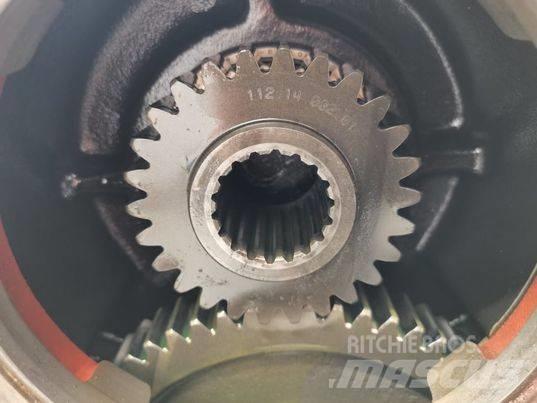 Komatsu WA 90 axle 軸