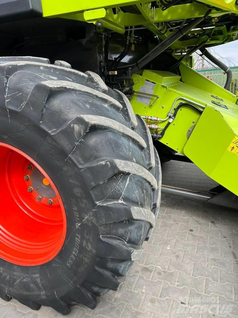 CLAAS Lexion 750 聯合收穫機