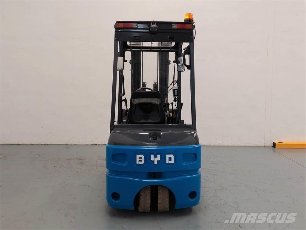 BYD ECB18B 電動堆高機