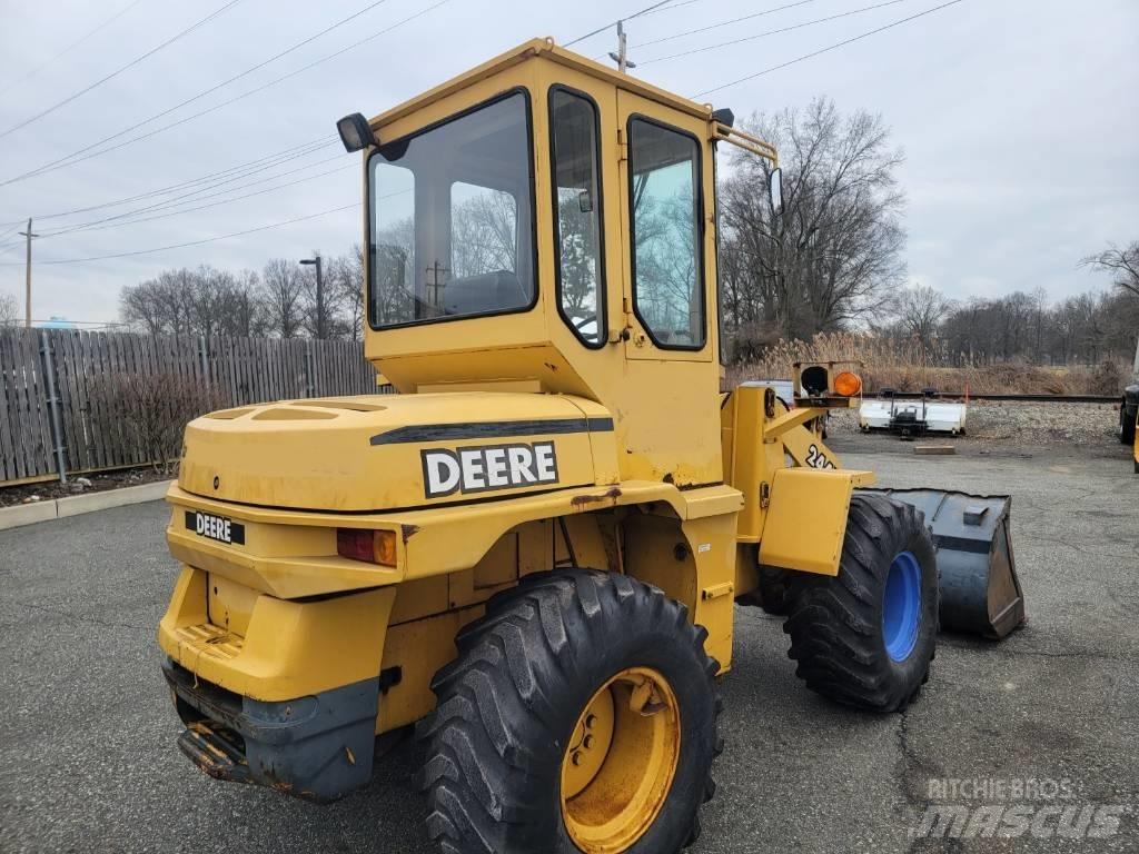 John Deere 244H 輪胎式裝載機
