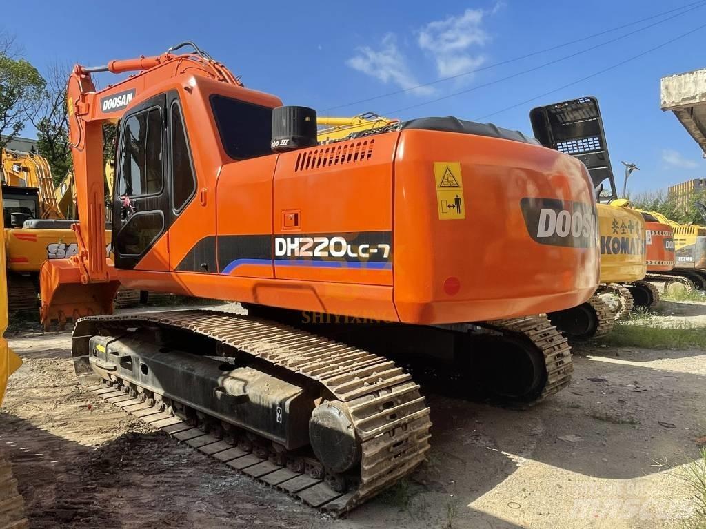 Doosan 220 LC-7 履帶式 挖土機/掘鑿機/挖掘機