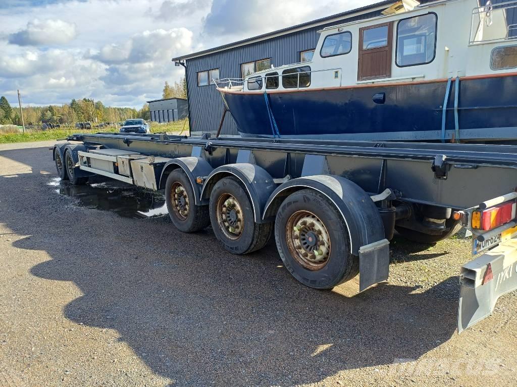 Jyki Vaihtolavakärry 裝卸式拖車