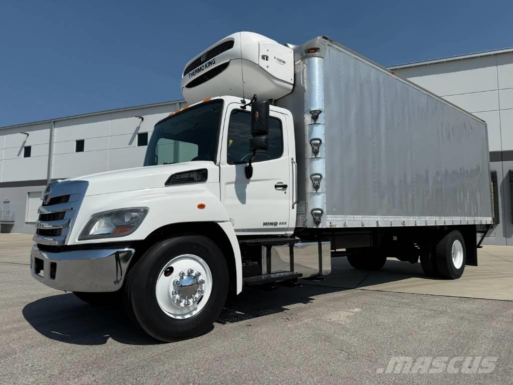 Hino 338 溫控卡車