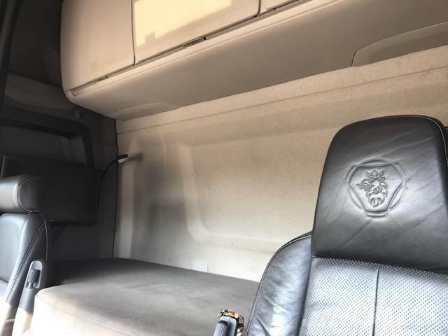 Scania R500 A6X4 曳引機組件