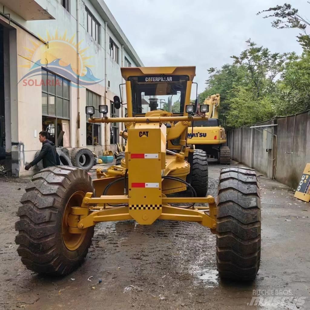 CAT 140 K 平土機