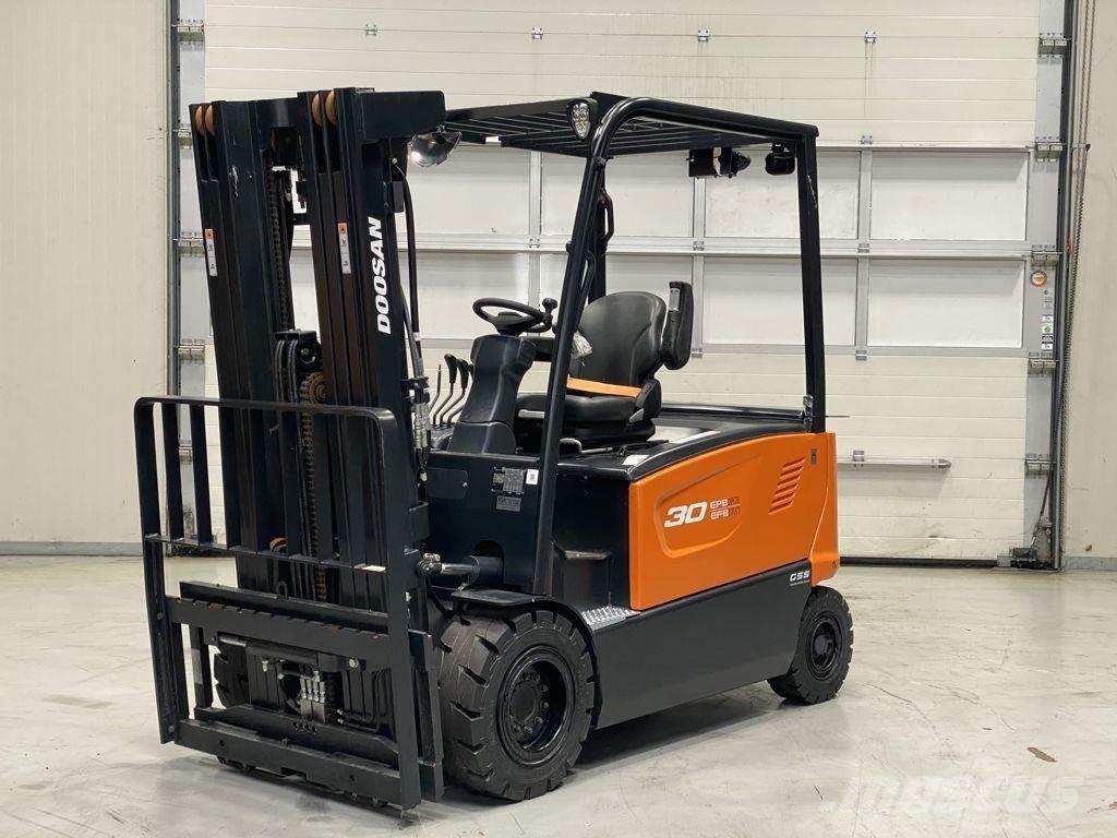 Doosan B30X-7 電動堆高機