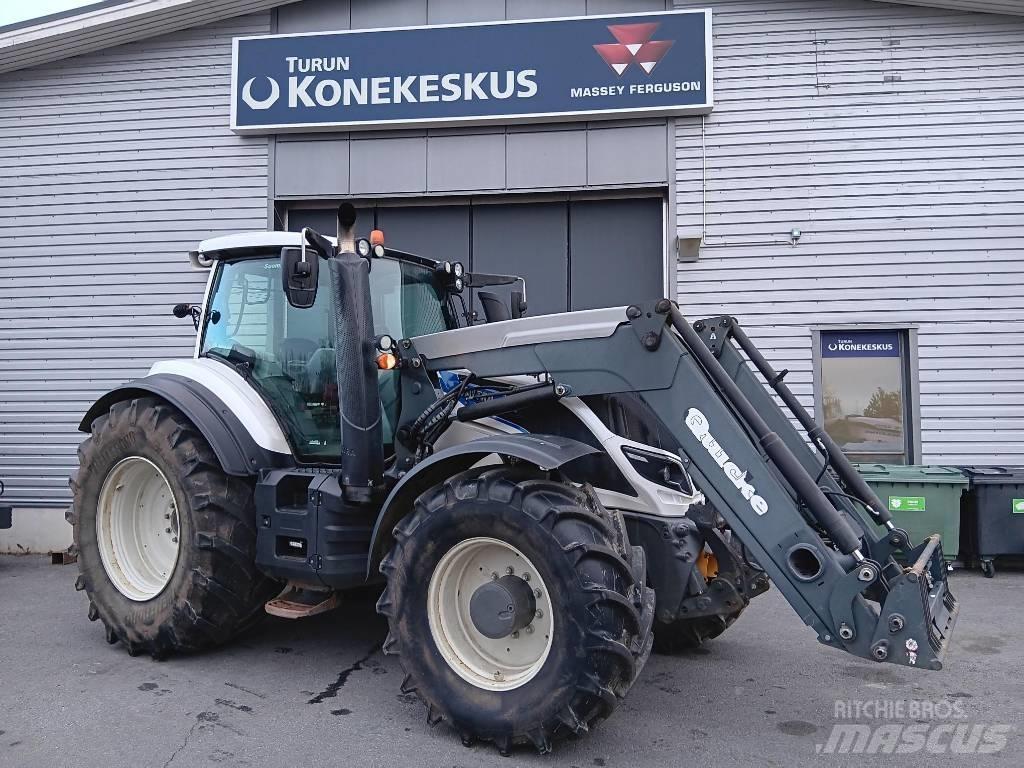 Valtra T 214 D 曳引機