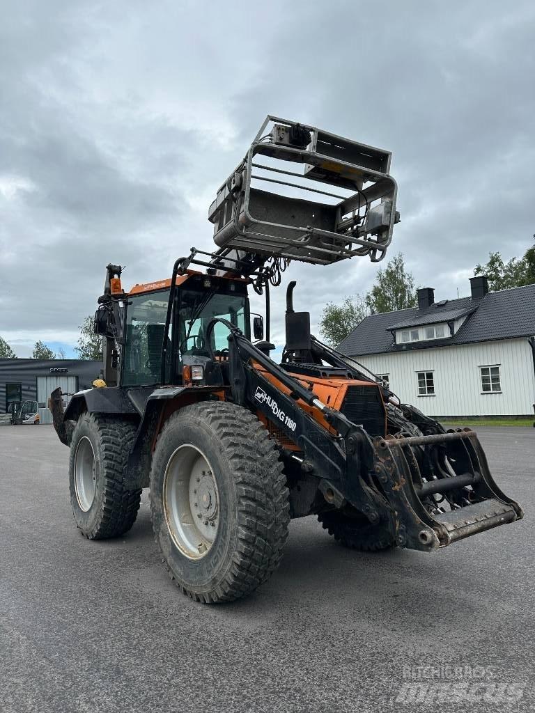 Huddig 1160 反鏟裝載機