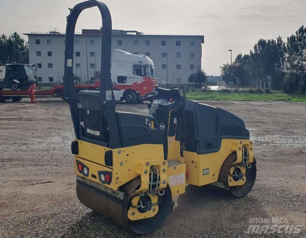 Bomag BW 100 AD M-5 雙輪滾壓機