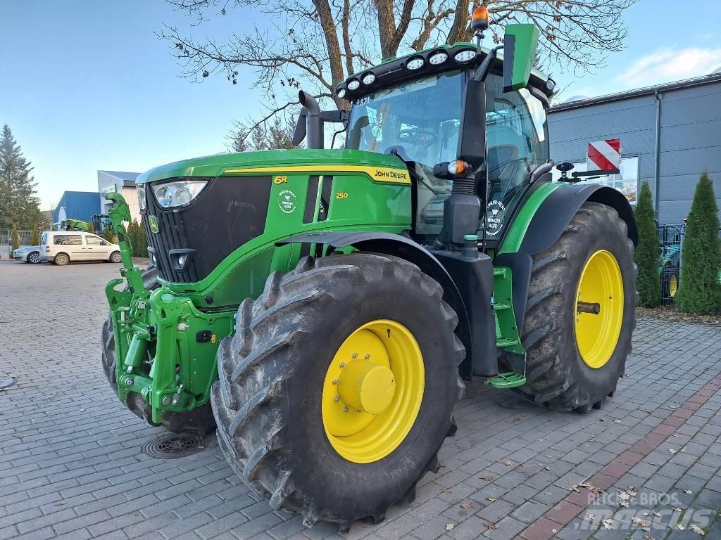 John Deere 6R250 曳引機