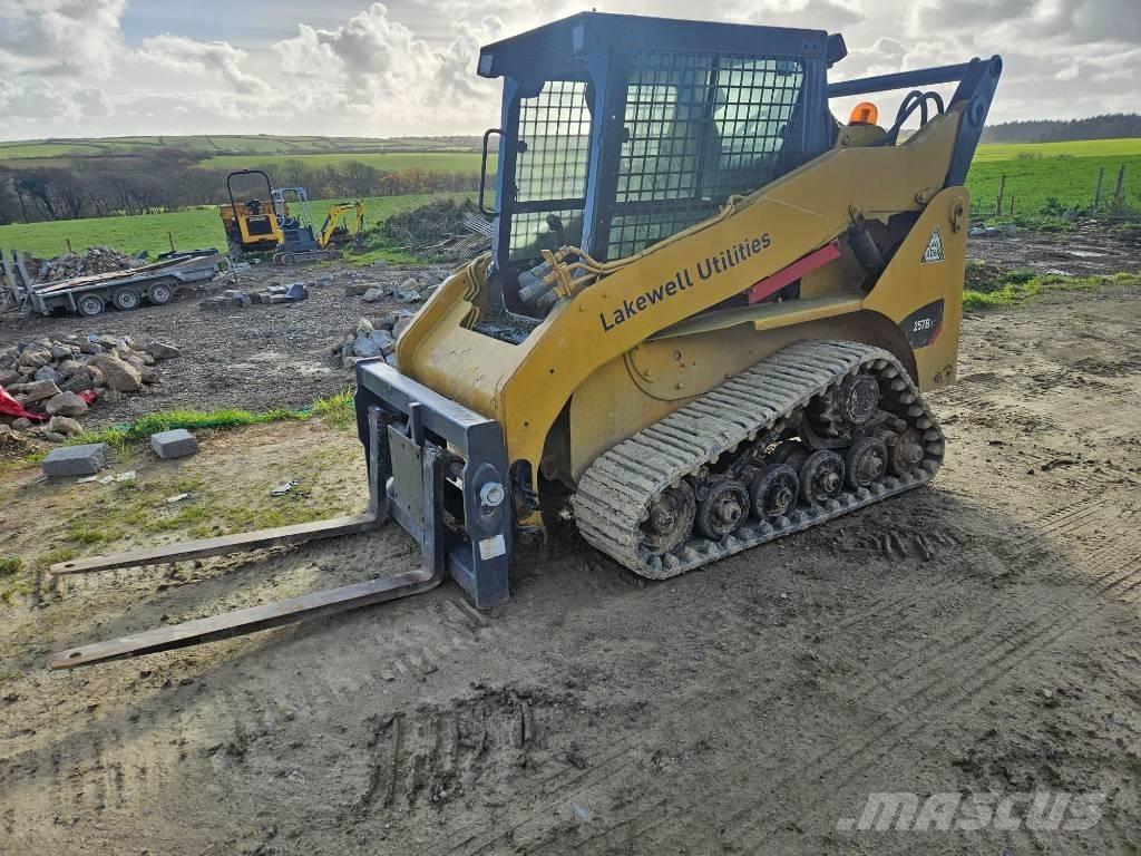 CAT 257 B 3 滑移轉向裝載機