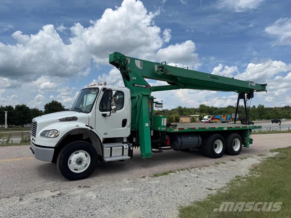 Freightliner M2 履帶式起重機