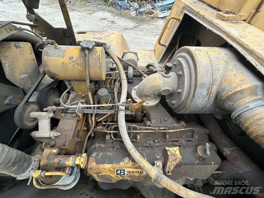 CAT V 180 B 柴油卡車