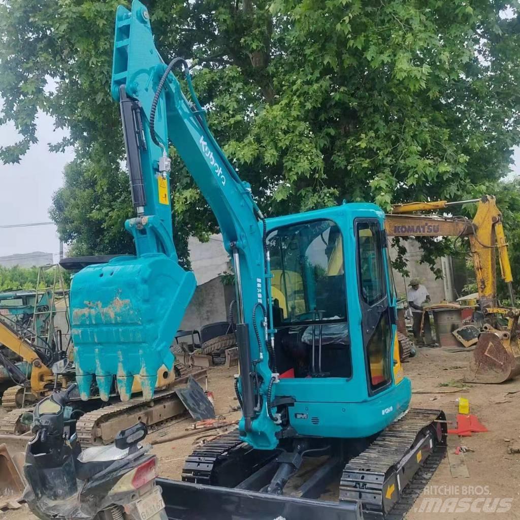 Kubota U 35 小型挖土機/掘鑿機<7t(小型挖掘機)