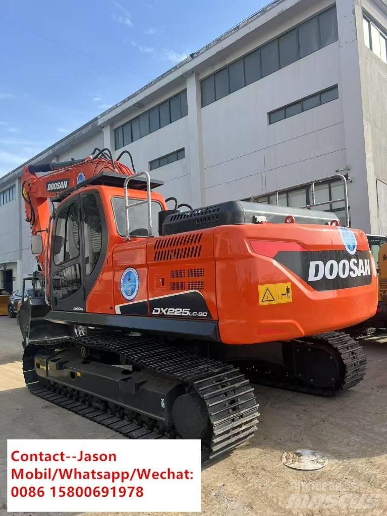 Doosan DX 225 LC 履帶式 挖土機/掘鑿機/挖掘機