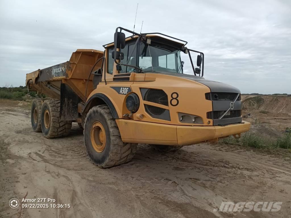 Volvo A 30 F 鉸接式起吊車