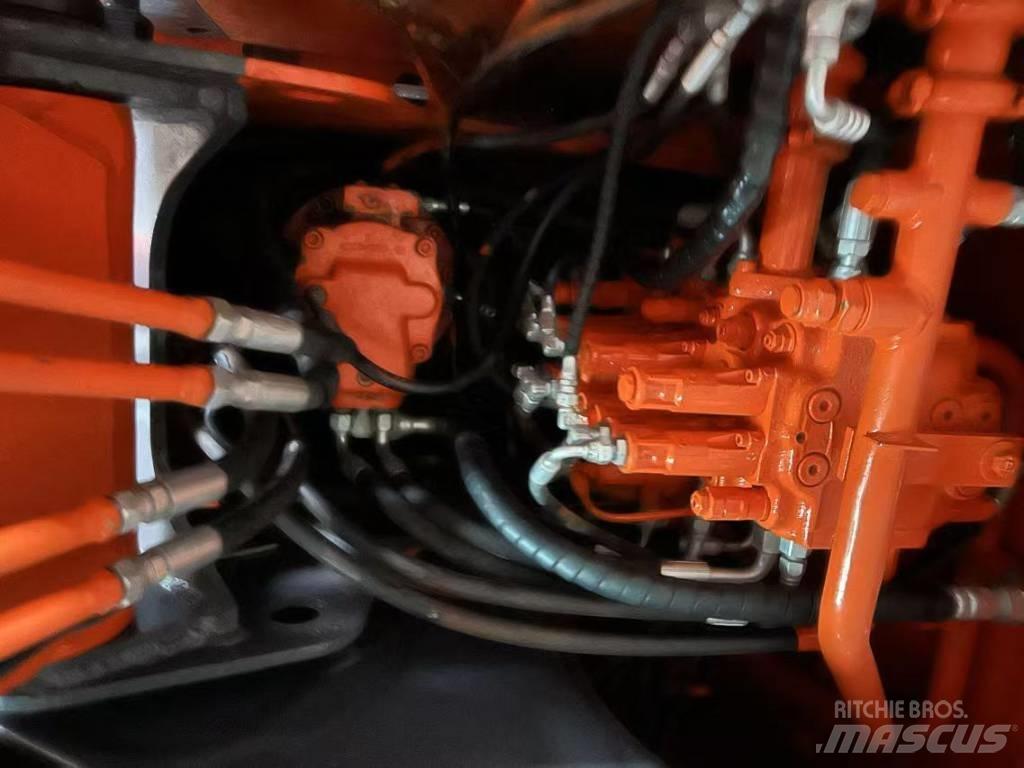 Hitachi ZX 70 小型挖土機/掘鑿機<7t(小型挖掘機)