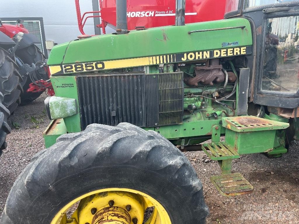 John Deere 2850 曳引機