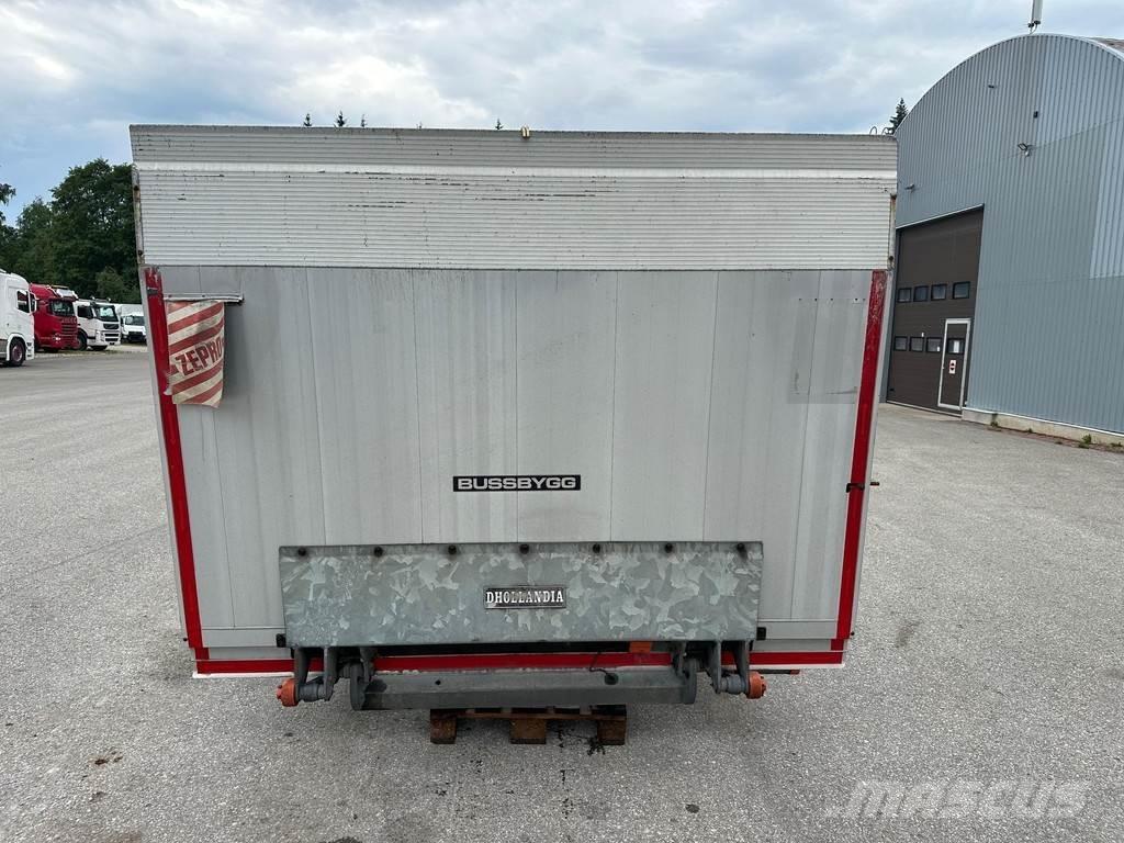 Dhollandia  貨物和傢俱升降車