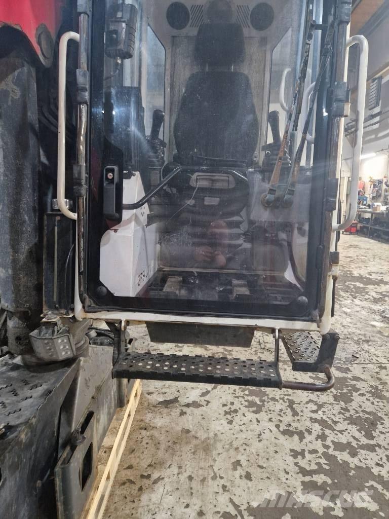 Epsilon M 12 L 97 木材起重機