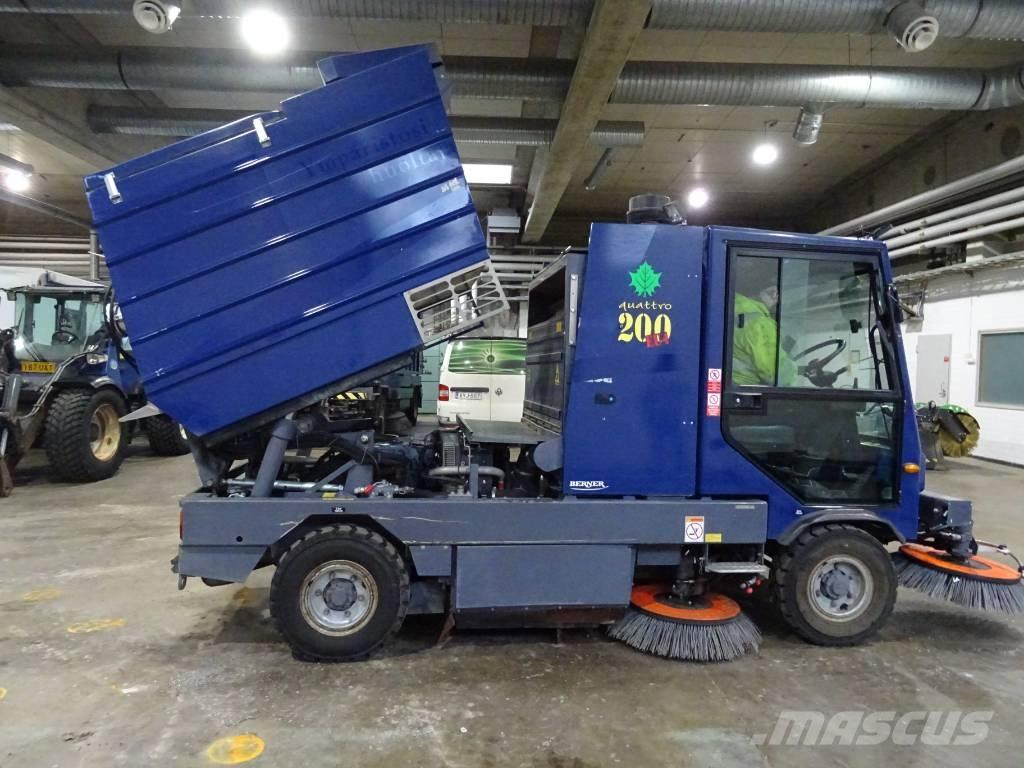 Dulevo 200 Quattro 掃倉機