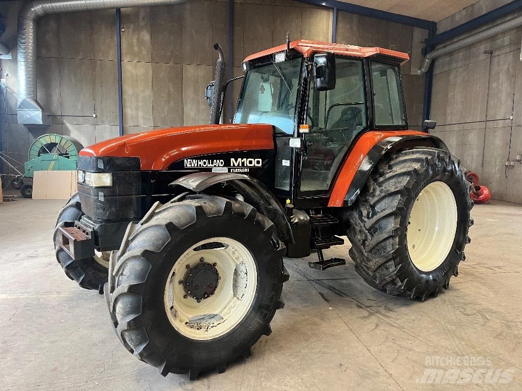 New Holland M 100 DT 曳引機