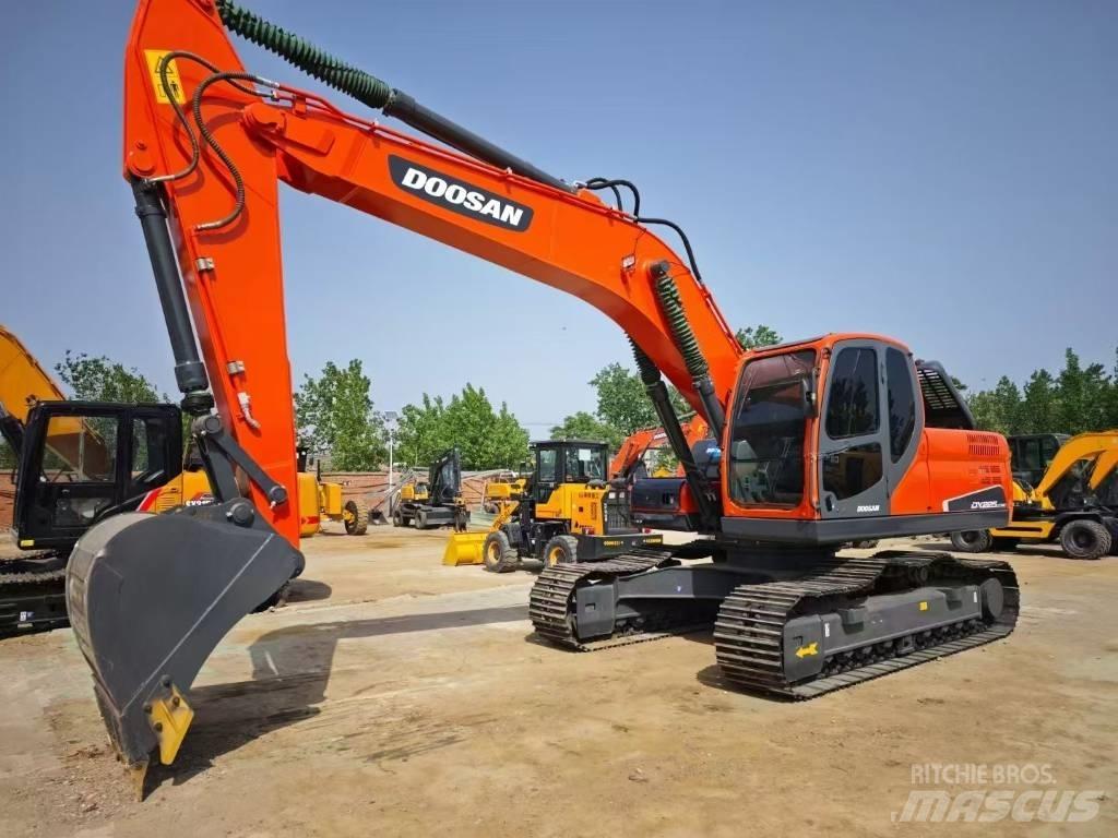Doosan DX 225 LC 履帶式 挖土機/掘鑿機/挖掘機