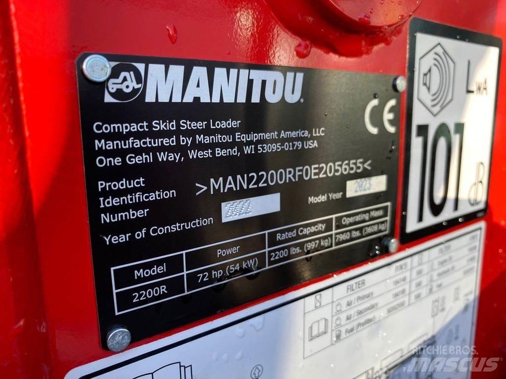 Manitou 2200R 滑移轉向裝載機
