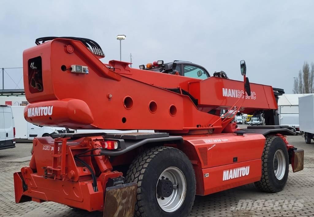 Manitou MRT3050 伸縮臂操作車