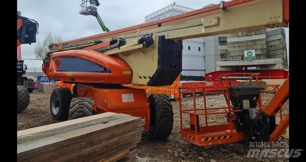 JLG 1250 AJP 曲臂高空作業車