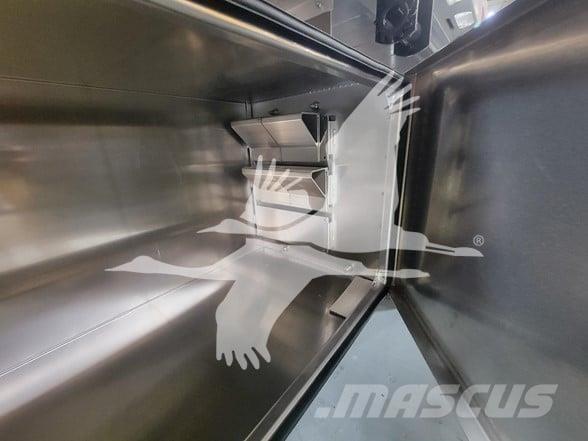 Fontaine  平台/側卸半拖車