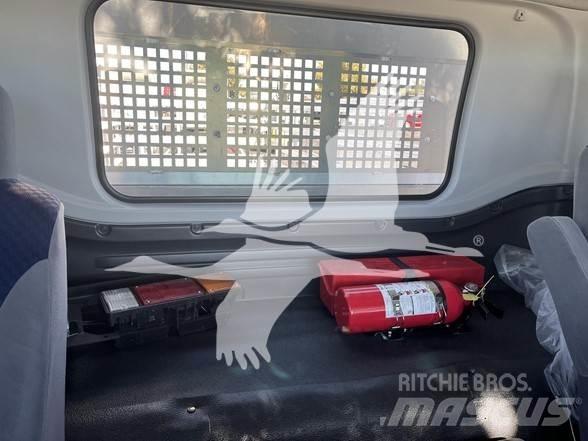 Isuzu FTR 商用底盤車
