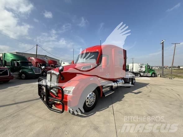 Kenworth T880 曳引機組件