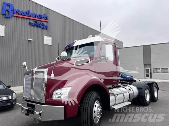 Kenworth T880 曳引機組件