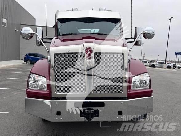 Kenworth T880 曳引機組件