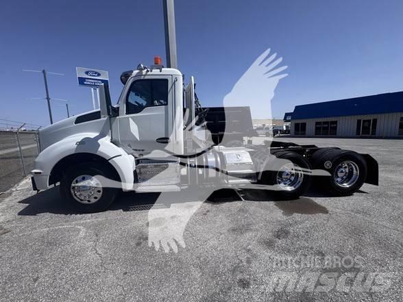 Kenworth T880 曳引機組件