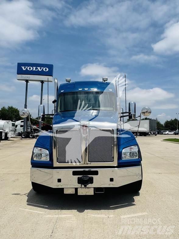 Kenworth T880 曳引機組件