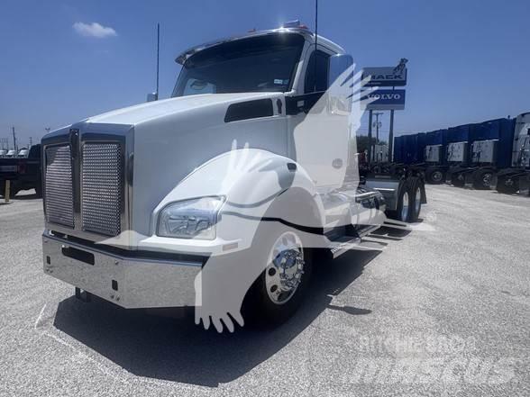 Kenworth T880 曳引機組件
