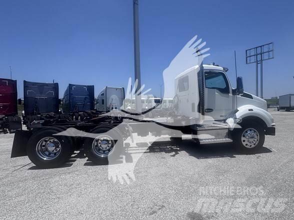 Kenworth T880 曳引機組件