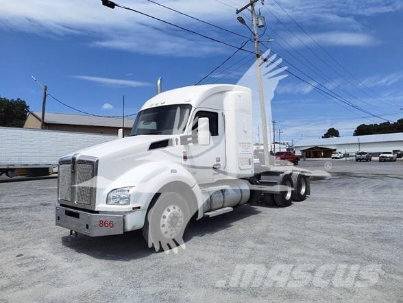 Kenworth T880 曳引機組件
