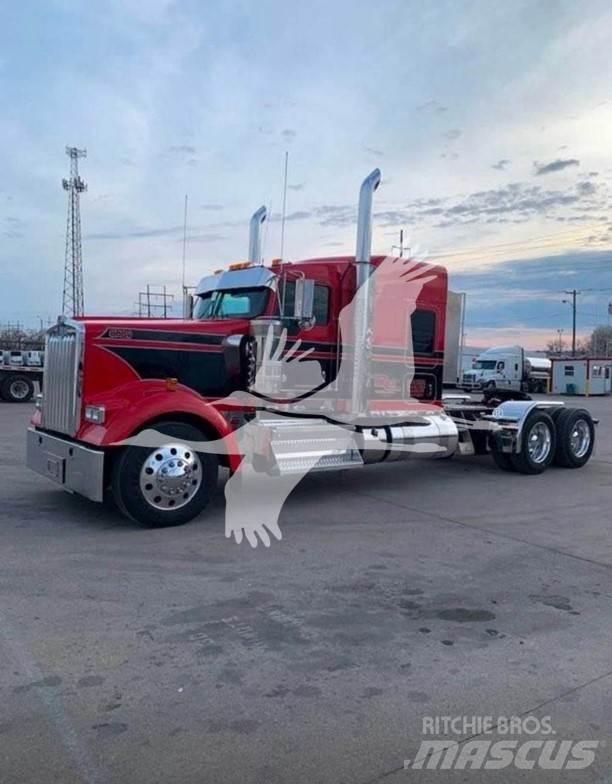 Kenworth W900 曳引機組件
