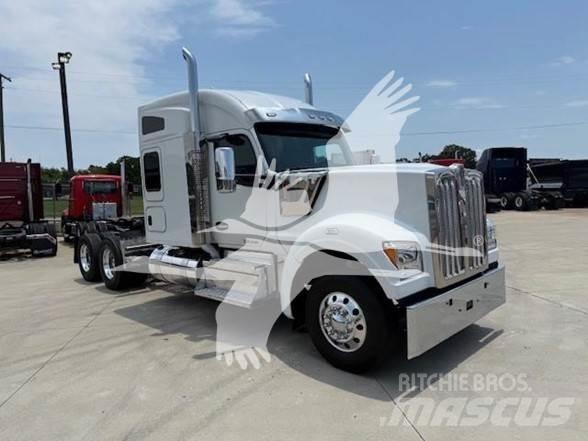 Kenworth W990 曳引機組件