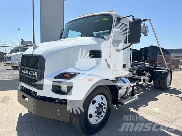 Mack MD6 垃圾車