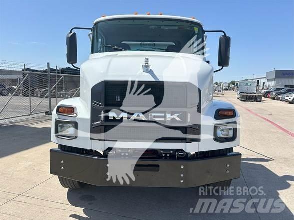 Mack MD6 垃圾車
