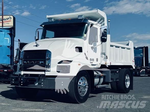 Mack MD6 傾卸式卡車