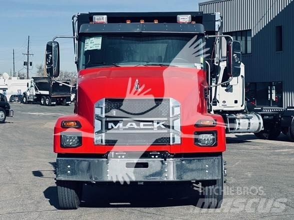 Mack MD6 傾卸式卡車