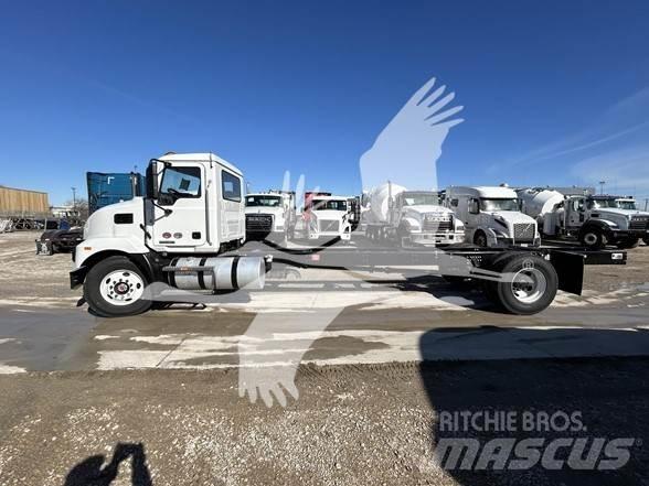 Mack MD6 商用底盤車