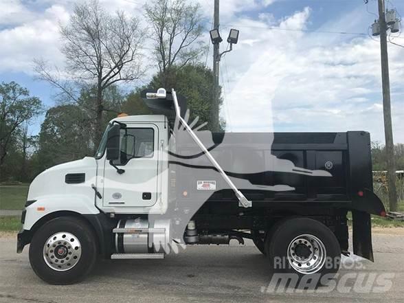Mack MD6 傾卸式卡車