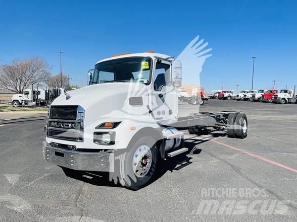 Mack MD6 商用底盤車